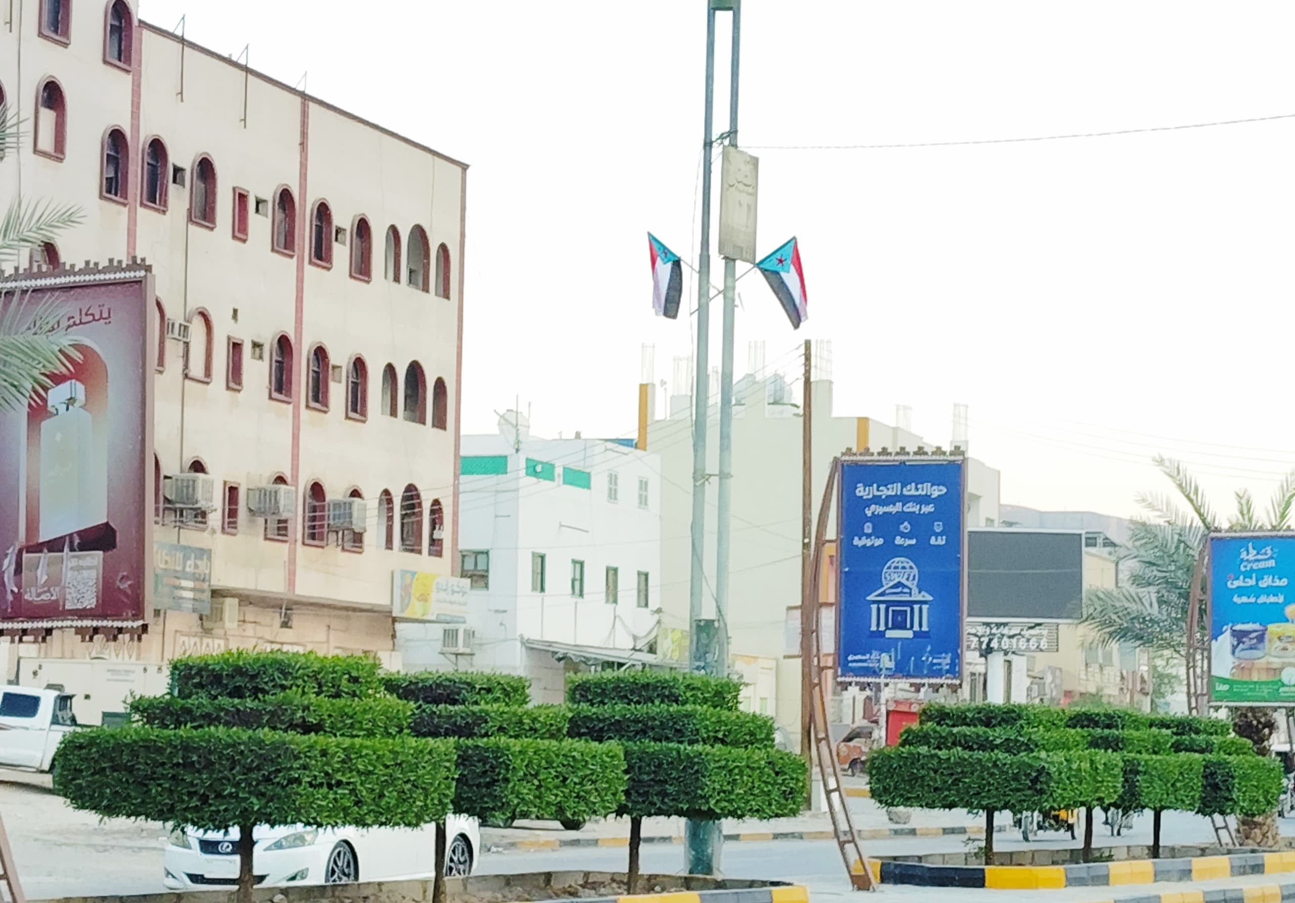 انتقالي سيئون يرفع أعلام الجنوب في شوارع سيئون استعداداً لفعالية 30 نوفمبر انتقالي سيئون يرفع أعلام الجنوب في شوارع سيئون استعداداً لفعالية 30 نوفمبر