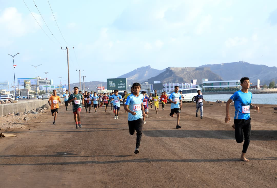 برعاية المجلس الانتقالي.. العاصمة عدن تشهد سباق اختراق الضاحية بمناسبة الذكرى الـ58 لعيد الاستقلال برعاية المجلس الانتقالي.. العاصمة عدن تشهد سباق اختراق الضاحية بمناسبة الذكرى الـ58 لعيد الاستقلال