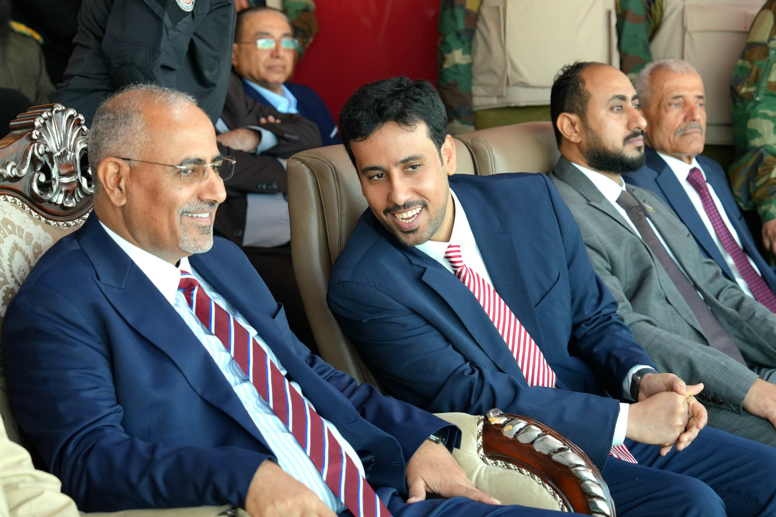 الرئيس الزُبيدي يشهد عرضا عسكريا مهيبا للقوات المسلحة الجنوبية احتفاءً بالعيد الـ58 للاستقلال الوطني 30 نوفمبر الرئيس الزُبيدي يشهد عرضا عسكريا مهيبا للقوات المسلحة الجنوبية احتفاءً بالعيد الـ58 للاستقلال الوطني 30 نوفمبر