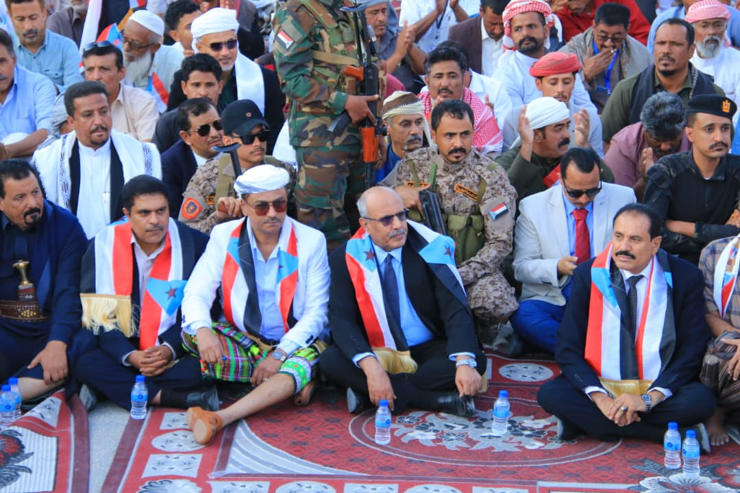 في مليونية 30 نوفمبر.. الحشود الجماهيرية في سيئون توكد تمسكها بخيار تحرير وادي حضرموت على طريق استعادة دولة الجنوب العربي(بيان) في مليونية 30 نوفمبر.. الحشود الجماهيرية في سيئون توكد تمسكها بخيار تحرير وادي حضرموت على طريق استعادة دولة الجنوب العربي(بيان)