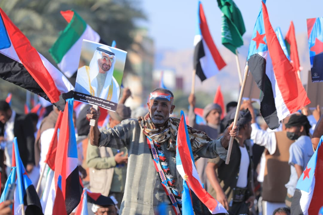 في مليونية 30 نوفمبر.. الحشود الجماهيرية في سيئون توكد تمسكها بخيار تحرير وادي حضرموت على طريق استعادة دولة الجنوب العربي(بيان) في مليونية 30 نوفمبر.. الحشود الجماهيرية في سيئون توكد تمسكها بخيار تحرير وادي حضرموت على طريق استعادة دولة الجنوب العربي(بيان)