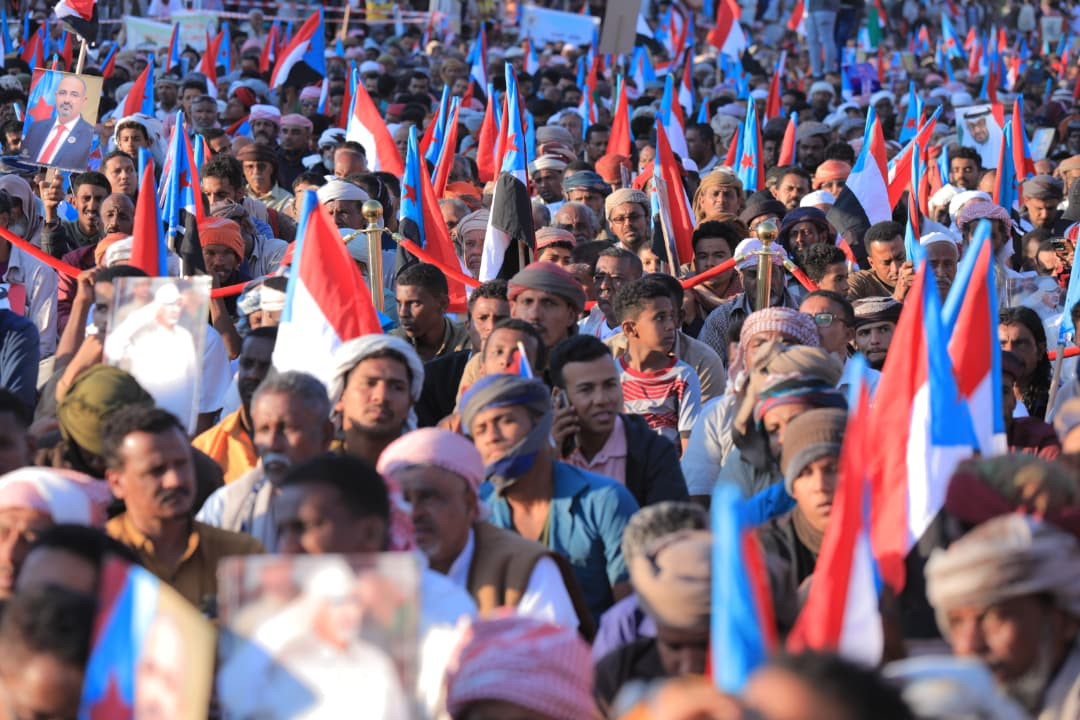 في مليونية 30 نوفمبر.. الحشود الجماهيرية في سيئون توكد تمسكها بخيار تحرير وادي حضرموت على طريق استعادة دولة الجنوب العربي(بيان) في مليونية 30 نوفمبر.. الحشود الجماهيرية في سيئون توكد تمسكها بخيار تحرير وادي حضرموت على طريق استعادة دولة الجنوب العربي(بيان)