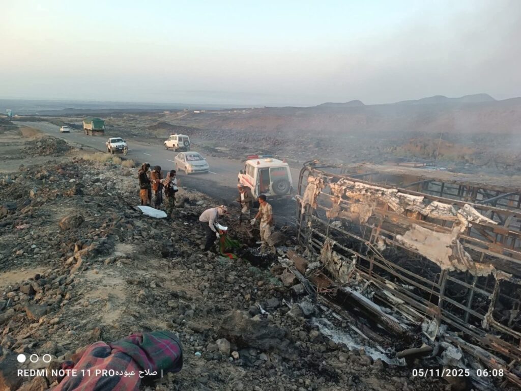 الموت المروع.. فاجعة العرقوب.. باص يقل عشرات الركاب قادماً من السعودية يحترق وعدد كبير من الركاب على متنه يموتون .. شاهد بالصور. الموت المروع.. فاجعة العرقوب.. باص يقل عشرات الركاب قادماً من السعودية يحترق وعدد كبير من الركاب على متنه يموتون .. شاهد بالصور.