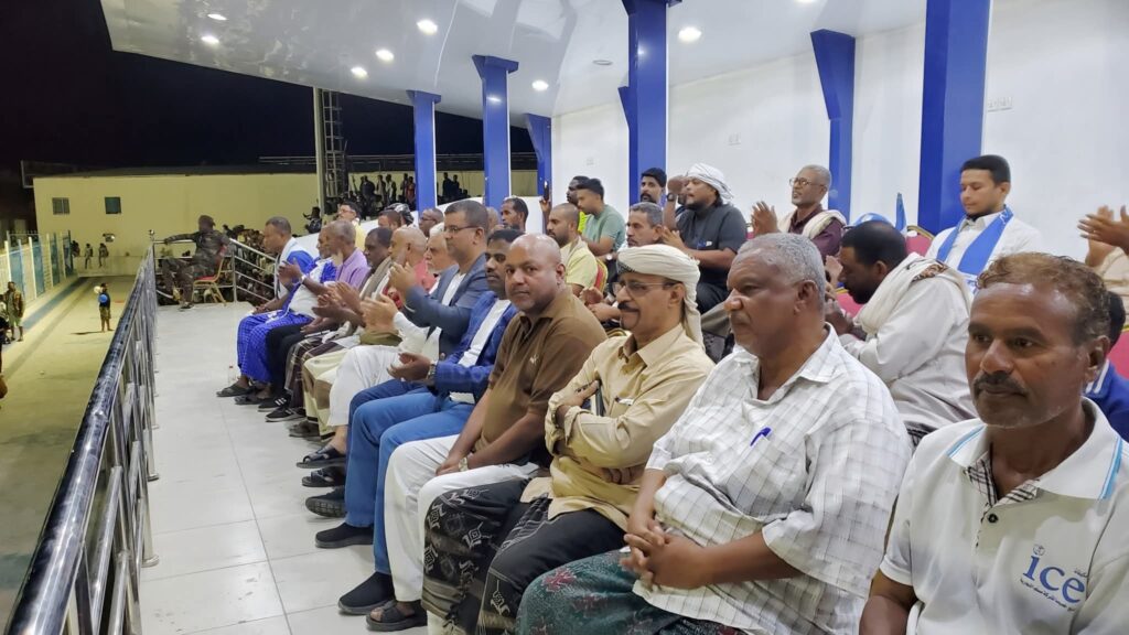 "رئيس نادي تضامن حضرموت .. يوجّه رسالة عتاب صادقة وصريحة إلى وزارة الشباب والرياضة" "رئيس نادي تضامن حضرموت .. يوجّه رسالة عتاب صادقة وصريحة إلى وزارة الشباب والرياضة"