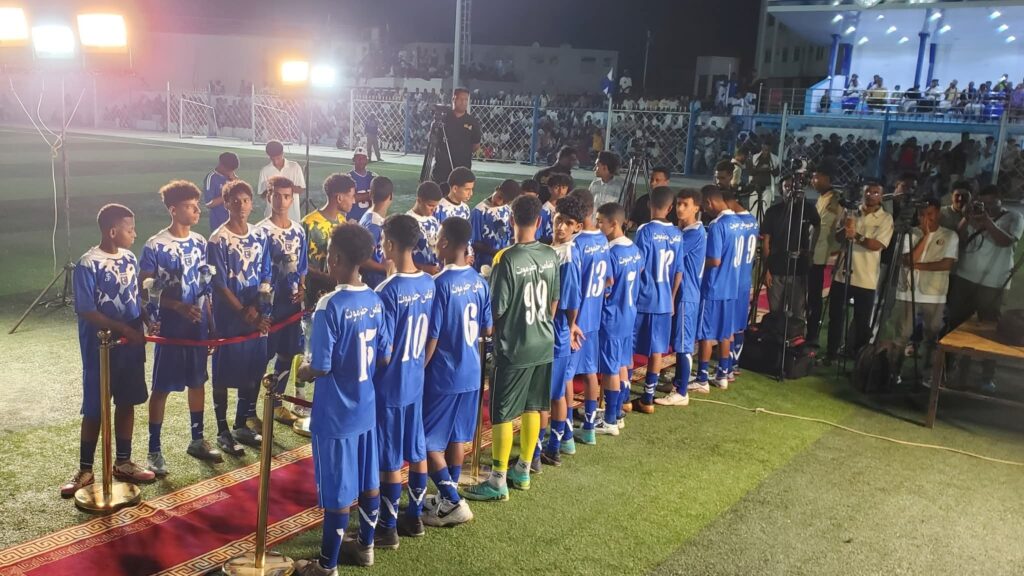 "رئيس نادي تضامن حضرموت .. يوجّه رسالة عتاب صادقة وصريحة إلى وزارة الشباب والرياضة" "رئيس نادي تضامن حضرموت .. يوجّه رسالة عتاب صادقة وصريحة إلى وزارة الشباب والرياضة"