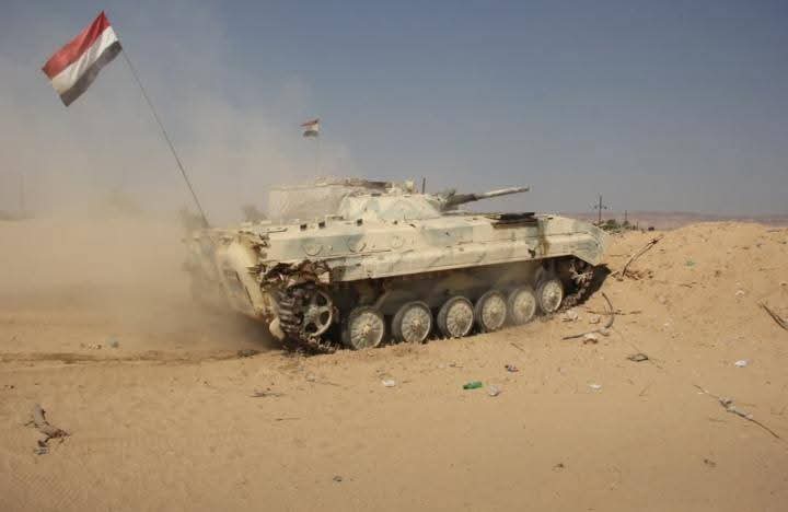 اللواء الجعيملاني يطّلع على جاهزية المواقع الخارجية للواء 37 مدرع واللواء 135مشاة. اللواء الجعيملاني يطّلع على جاهزية المواقع الخارجية للواء 37 مدرع واللواء 135مشاة.