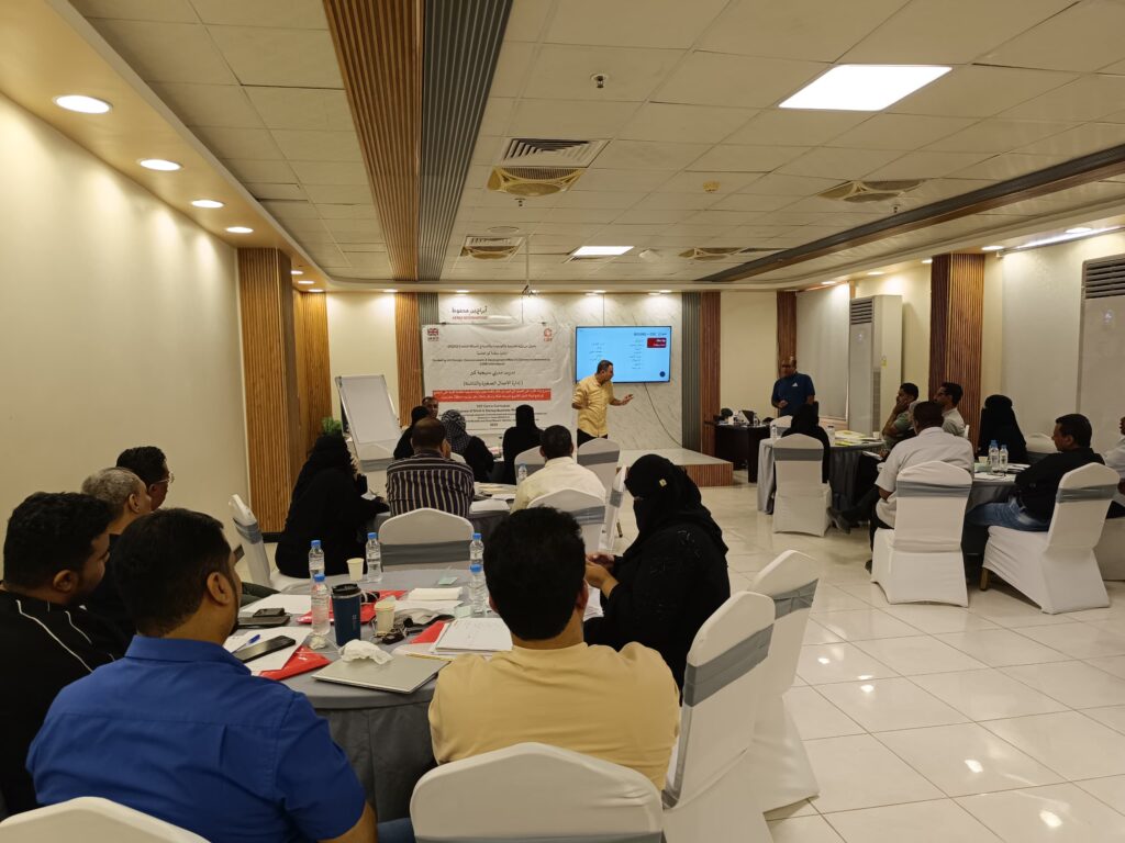 حضرموت تختتم برنامجاً نوعياً لإعداد مدربي ريادة الأعمال المصغّرة! حضرموت تختتم برنامجاً نوعياً لإعداد مدربي ريادة الأعمال المصغّرة!