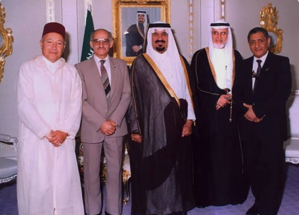 سلسلة رواد العمل الإنساني (15) ... الدكتور عبدالله عمر نصيف (سنابل الخير والأثر العالمي) سلسلة رواد العمل الإنساني (15) ... الدكتور عبدالله عمر نصيف (سنابل الخير والأثر العالمي)