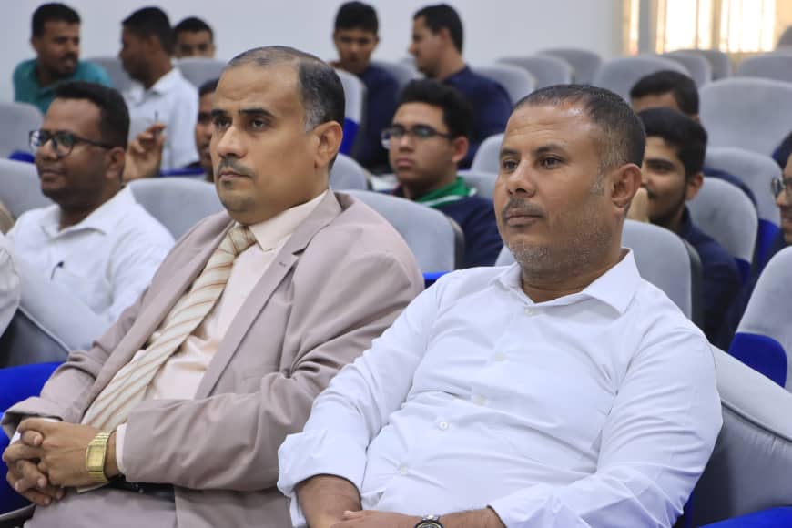 كلية الآداب واللغات بجامعة سيئون تحتضن مناظرة طلابية لثانوية الرواد الأهلية بالتنسيق مع قسم اللغة العربية كلية الآداب واللغات بجامعة سيئون تحتضن مناظرة طلابية لثانوية الرواد الأهلية بالتنسيق مع قسم اللغة العربية