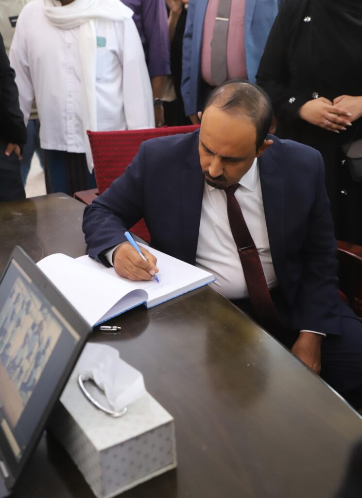 يعد المتحف الوحيد البحري على مستوى الجمهورية،،محافظ حضرموت يفتتح متحف التراث البحري والشعبي بمدينة الحامي يعد المتحف الوحيد البحري على مستوى الجمهورية،،محافظ حضرموت يفتتح متحف التراث البحري والشعبي بمدينة الحامي