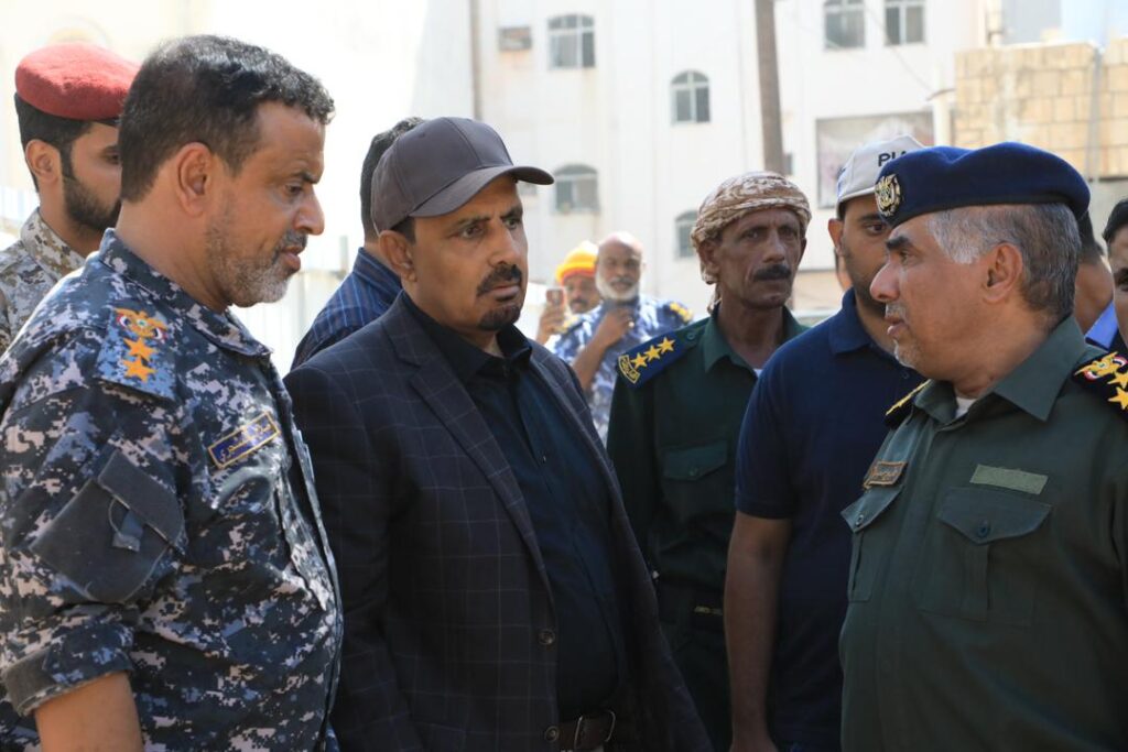 محافظ حضرموت يضع حجر الأساس لمركز الشرطة النسائي النموذجي بمدينة المكلا لتعزيز الأمن الاجتماعي محافظ حضرموت يضع حجر الأساس لمركز الشرطة النسائي النموذجي بمدينة المكلا لتعزيز الأمن الاجتماعي