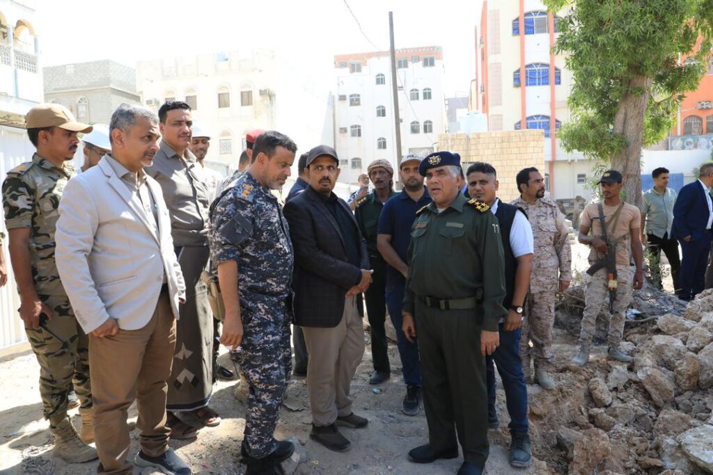 محافظ حضرموت يضع حجر الأساس لمركز الشرطة النسائي النموذجي بمدينة المكلا لتعزيز الأمن الاجتماعي محافظ حضرموت يضع حجر الأساس لمركز الشرطة النسائي النموذجي بمدينة المكلا لتعزيز الأمن الاجتماعي