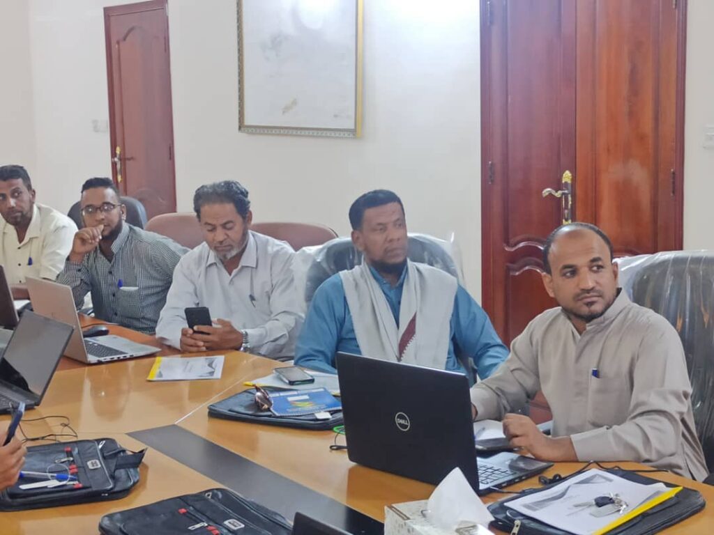 افتتاح الدورات التدريبية لمهندسي وموظفي المؤسسة المحلية للمياه بوادي حضرموت افتتاح الدورات التدريبية لمهندسي وموظفي المؤسسة المحلية للمياه بوادي حضرموت