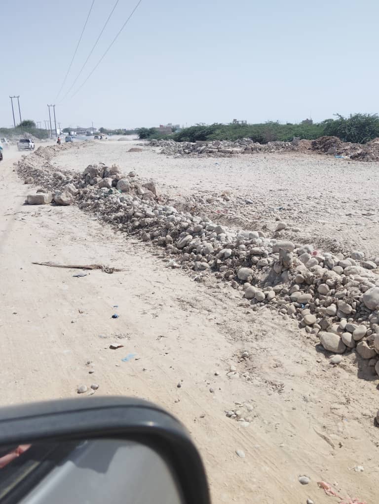 اثناء زيارته للمديرية .. الإعلامي أكرم النهدي يقوم بزيارة خاصة لمدير عام مديرية الشحر.. ويشيد بحسن الأداء والتواجد المبكر اثناء زيارته للمديرية .. الإعلامي أكرم النهدي يقوم بزيارة خاصة لمدير عام مديرية الشحر.. ويشيد بحسن الأداء والتواجد المبكر