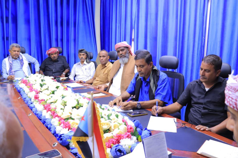 تنفيذية انتقالي وادي وصحراء حضرموت تناقش الأوضاع الخدمية والأمنية تنفيذية انتقالي وادي وصحراء حضرموت تناقش الأوضاع الخدمية والأمنية