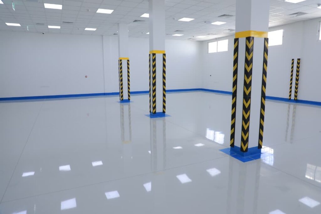 الوكيل العامري يشهد استلام مخازن الأدوية واللقاحات بوادي حضرموت بعد اعادة تأهيلها الوكيل العامري يشهد استلام مخازن الأدوية واللقاحات بوادي حضرموت بعد اعادة تأهيلها