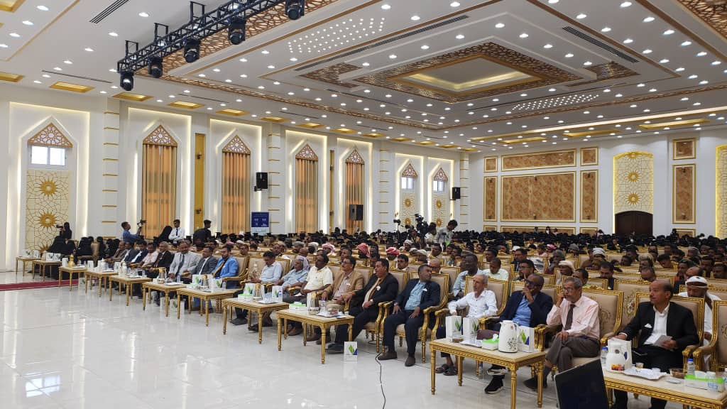 برعاية محافظ حضرموت.. تخريج 36 قابلة مجتمع بدعم من مؤسسة صلة وتنفيذ معهد العلوم الصحية بالمكلا برعاية محافظ حضرموت.. تخريج 36 قابلة مجتمع بدعم من مؤسسة صلة وتنفيذ معهد العلوم الصحية بالمكلا