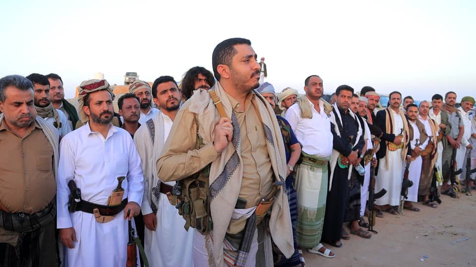 الغيضة: وساطة قبلية تسلّم خمسة رهائن في قضية مقتل الطفل همّام الجرادي وتنجح برفع مخيم النكف القبلي الغيضة: وساطة قبلية تسلّم خمسة رهائن في قضية مقتل الطفل همّام الجرادي وتنجح برفع مخيم النكف القبلي