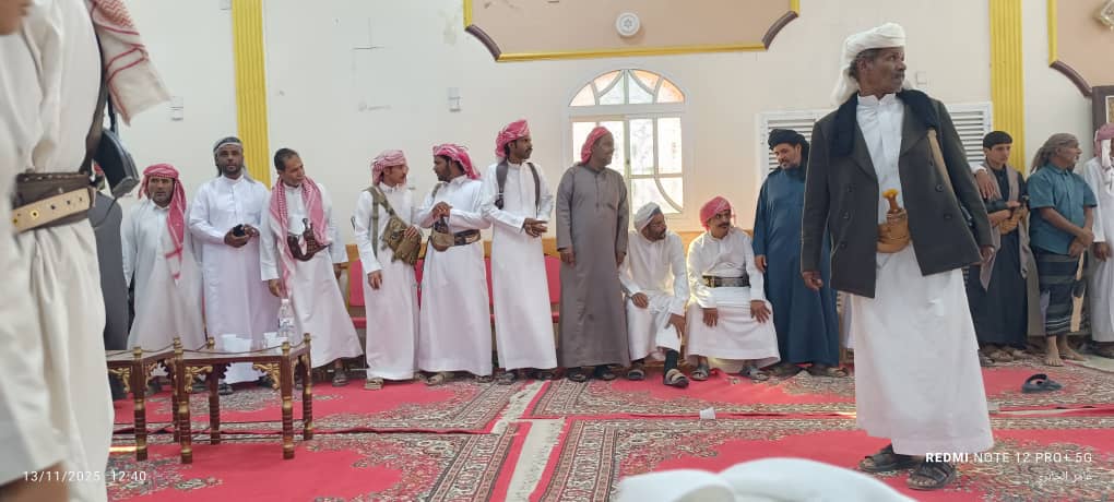 مدير عام مديرية زمخ ومنوخ الصيعري يحتفل بزفاف نجله عبدالعزيز "شاهد الصور" مدير عام مديرية زمخ ومنوخ الصيعري يحتفل بزفاف نجله عبدالعزيز "شاهد الصور"