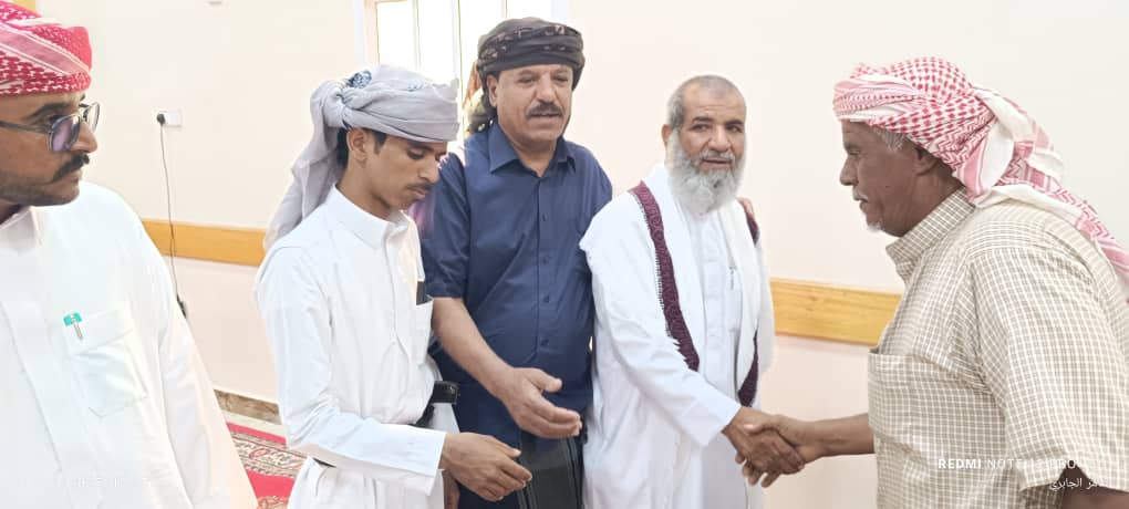 مدير عام مديرية زمخ ومنوخ الصيعري يحتفل بزفاف نجله عبدالعزيز "شاهد الصور" مدير عام مديرية زمخ ومنوخ الصيعري يحتفل بزفاف نجله عبدالعزيز "شاهد الصور"