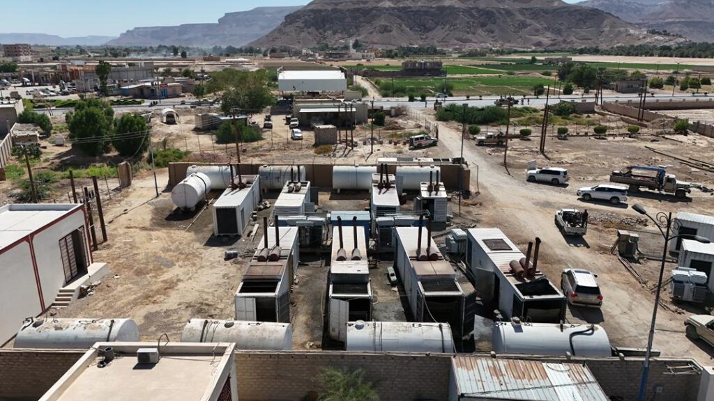 محافظ حضرموت يزيح الستار ويدشن عددًا من مشاريع النقل والتوزيع والتوليد لتعزيز كهرباء وادي وصحراء المحافظة بأكثر من 13مليون دولار بتمويل من السلطة المحلية بالمحافظة محافظ حضرموت يزيح الستار ويدشن عددًا من مشاريع النقل والتوزيع والتوليد لتعزيز كهرباء وادي وصحراء المحافظة بأكثر من 13مليون دولار بتمويل من السلطة المحلية بالمحافظة