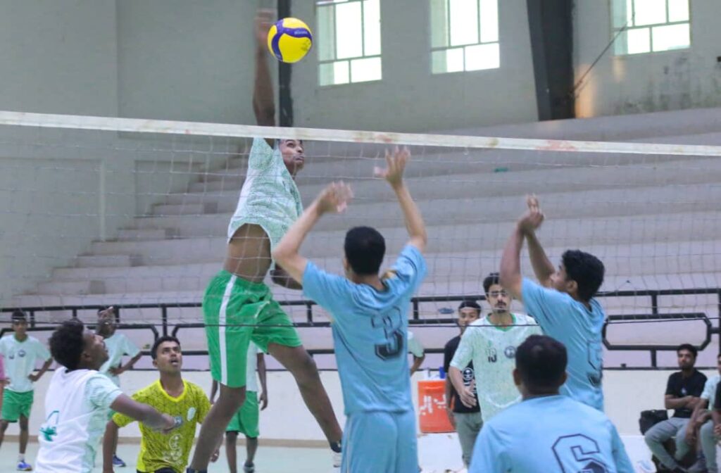 طائرة البرق بتريم تتجاوز تاربة ينعش آماله في المنافسة في البطولة التنشيطية لكرة الطائرة بوادي حضرموت طائرة البرق بتريم تتجاوز تاربة ينعش آماله في المنافسة في البطولة التنشيطية لكرة الطائرة بوادي حضرموت