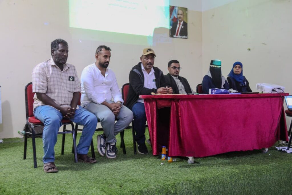 اختتام تدريب 22 كادراً صحياً في سقطرى على النظام الإلكتروني المبكر للأمراض الوبائية اختتام تدريب 22 كادراً صحياً في سقطرى على النظام الإلكتروني المبكر للأمراض الوبائية