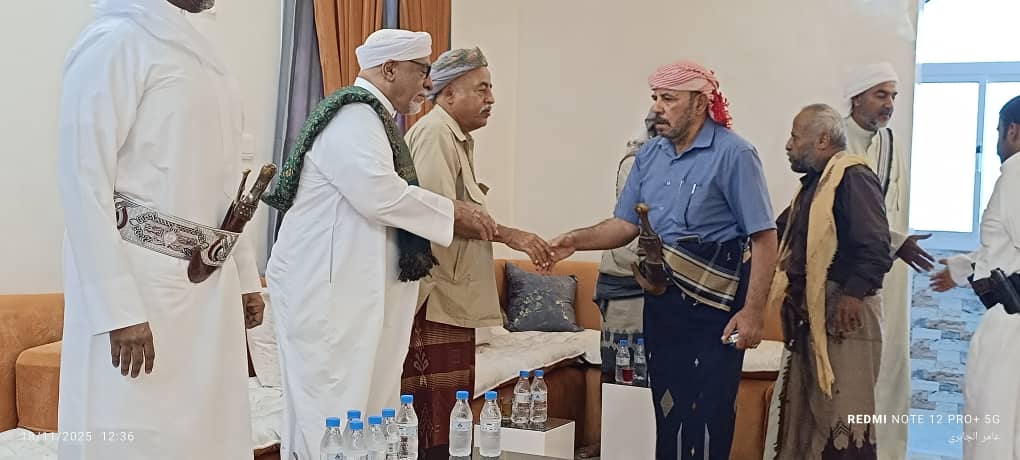 رجل الاعمال العطاس والدكتور بادعام وعدد من القيادات المشايخ و الشخصيات الاجتماعية في ضيافة رجل الأعمال الشيخ سالم عبدالرحمن باوزير بمدينة سيئون رجل الاعمال العطاس والدكتور بادعام وعدد من القيادات المشايخ و الشخصيات الاجتماعية في ضيافة رجل الأعمال الشيخ سالم عبدالرحمن باوزير بمدينة سيئون