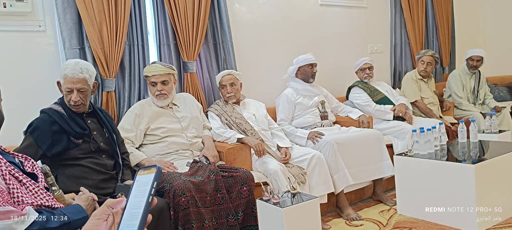 رجل الاعمال العطاس والدكتور بادعام وعدد من القيادات المشايخ و الشخصيات الاجتماعية في ضيافة رجل الأعمال الشيخ سالم عبدالرحمن باوزير بمدينة سيئون رجل الاعمال العطاس والدكتور بادعام وعدد من القيادات المشايخ و الشخصيات الاجتماعية في ضيافة رجل الأعمال الشيخ سالم عبدالرحمن باوزير بمدينة سيئون