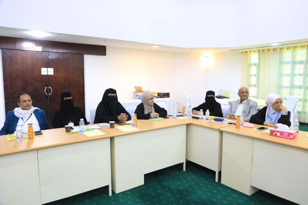 محافظ حضرموت يشهد أختتام الأجتماع الموسع الثاني للمجموعات التشاورية( عدن – حضرموت – تعز ) محافظ حضرموت يشهد أختتام الأجتماع الموسع الثاني للمجموعات التشاورية( عدن – حضرموت – تعز )