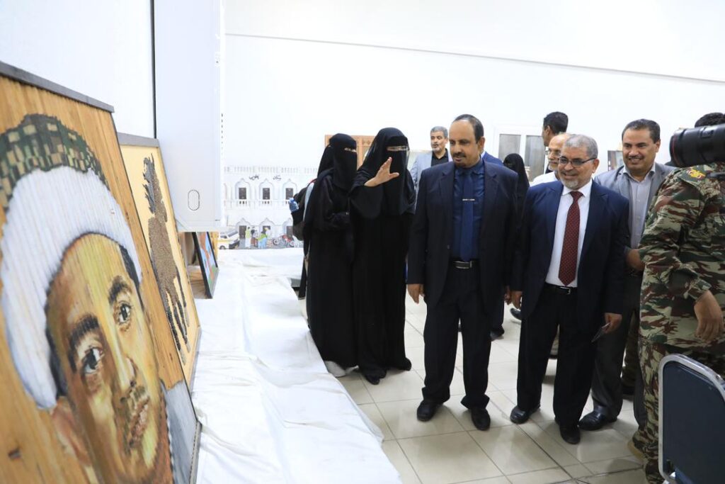 المحافظ بن ماضي يدشّن "الهاكثون الأول لريادة الأعمال" بجامعة حضرموت ويؤكد أهمية الحدث في تحويل الطلاب إلى "قادة مشاريع" المحافظ بن ماضي يدشّن "الهاكثون الأول لريادة الأعمال" بجامعة حضرموت ويؤكد أهمية الحدث في تحويل الطلاب إلى "قادة مشاريع"