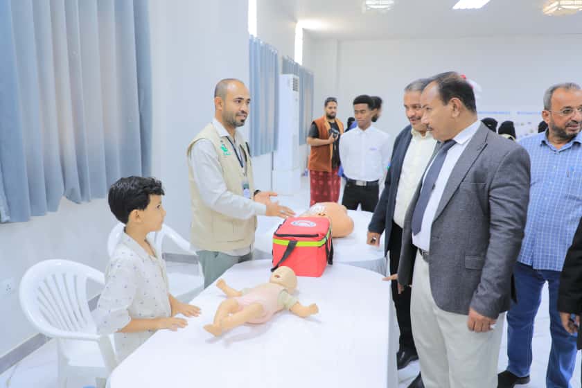 الوكيل العامري يدشن فعاليات باليوم العالمي للطفل بوادي حضرموت الوكيل العامري يدشن فعاليات باليوم العالمي للطفل بوادي حضرموت