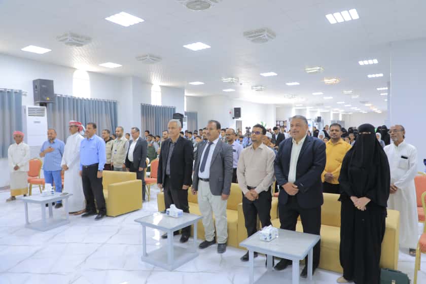 الوكيل العامري يدشن فعاليات باليوم العالمي للطفل بوادي حضرموت الوكيل العامري يدشن فعاليات باليوم العالمي للطفل بوادي حضرموت