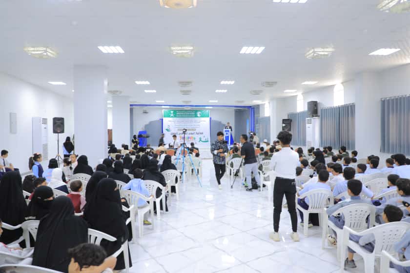 الوكيل العامري يدشن فعاليات باليوم العالمي للطفل بوادي حضرموت الوكيل العامري يدشن فعاليات باليوم العالمي للطفل بوادي حضرموت