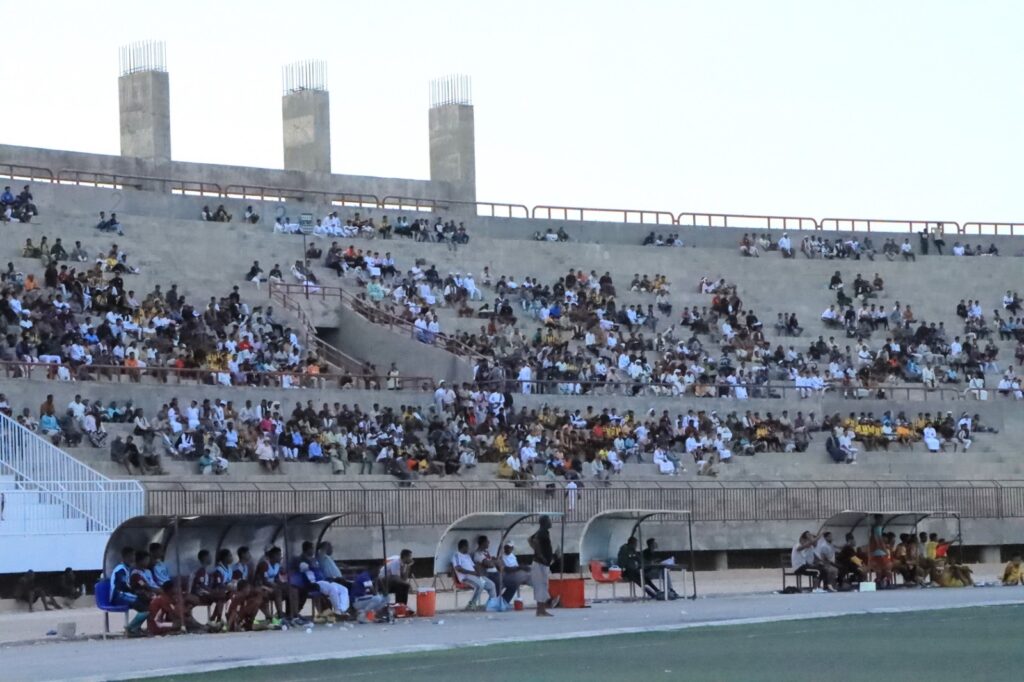 اتحاد حضرموت يتغلب على ريان ساه بهدفين دون مقابل اتحاد حضرموت يتغلب على ريان ساه بهدفين دون مقابل