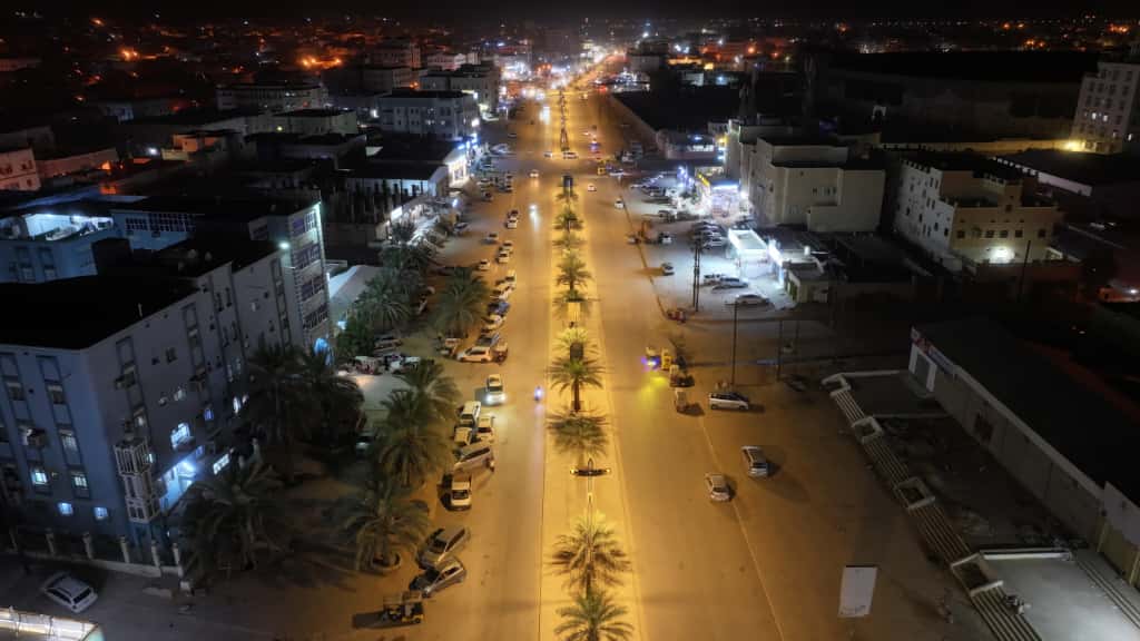 سيئون.. مدينة تنبض حياة، وتزداد جمالًا كل يوم سيئون.. مدينة تنبض حياة، وتزداد جمالًا كل يوم