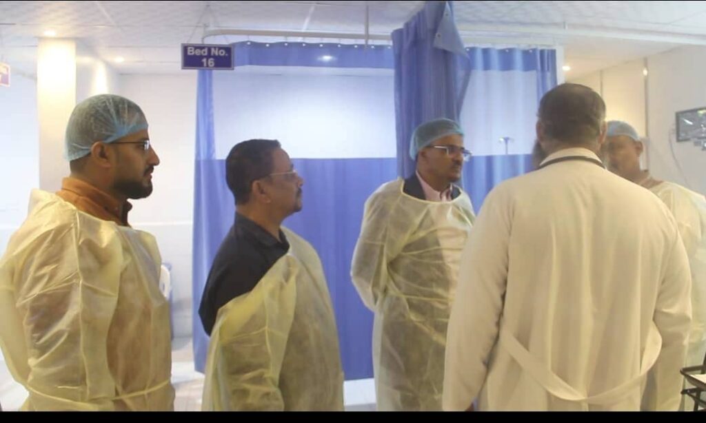 بتوجيهات محافظ حضرموت.. الأمين العام للمجلس المحلي يتفقد الحالة الصحية للقيادي التربوي والإداري "حسن كندسة" بتوجيهات محافظ حضرموت.. الأمين العام للمجلس المحلي يتفقد الحالة الصحية للقيادي التربوي والإداري "حسن كندسة"