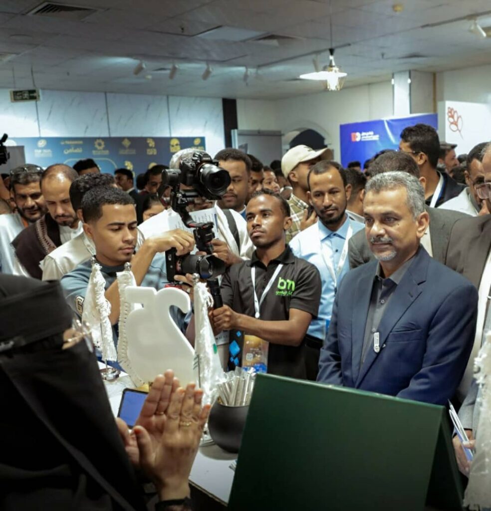 برعاية محافظ حضرموت ووزير الشؤون الاجتماعية والعمل .. تدشين منتدى تضامن للتنمية الثالث بالمكلا بمشاركة دولية واسعة برعاية محافظ حضرموت ووزير الشؤون الاجتماعية والعمل .. تدشين منتدى تضامن للتنمية الثالث بالمكلا بمشاركة دولية واسعة