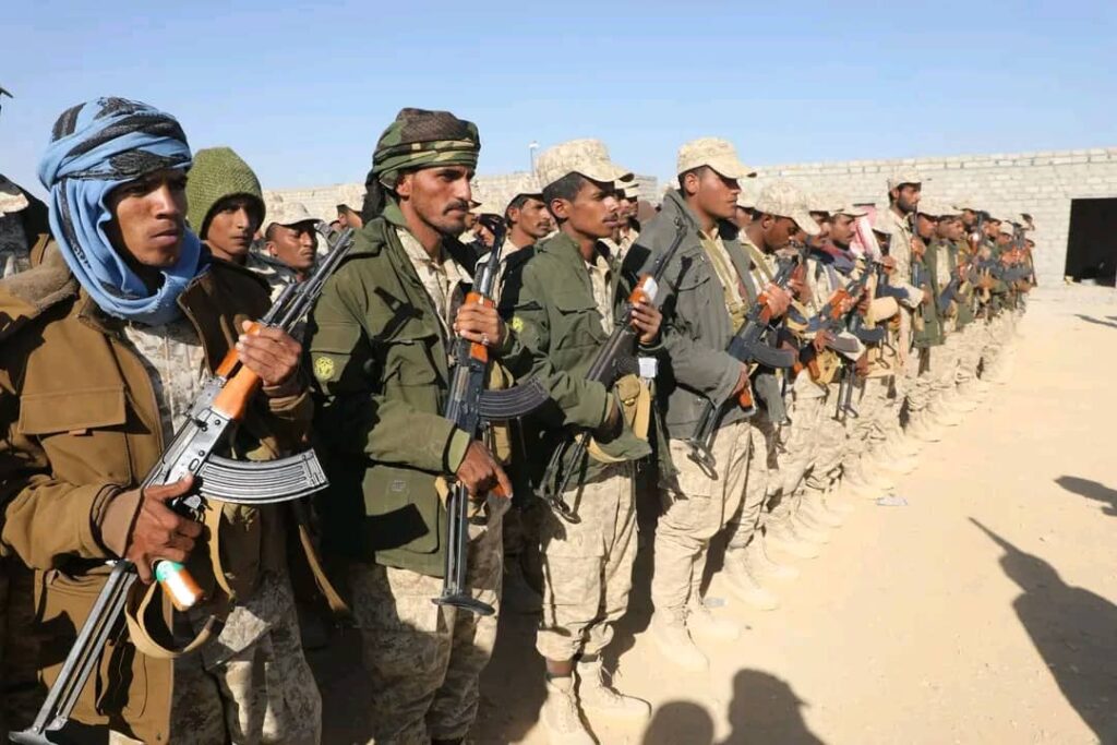 القائد الأعلى لقوات حماية حضرموت يتفقد الوحدات العسكرية وكتيبة المهام وعددًا من النقاط المنتشرة القائد الأعلى لقوات حماية حضرموت يتفقد الوحدات العسكرية وكتيبة المهام وعددًا من النقاط المنتشرة