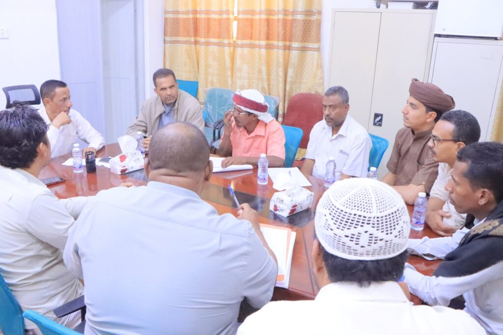 مناقشة مسودة تقرير المراجعة المستندية لمكتب وزارة الصحة بوادي وصحراء حضرموت للعام المالي 2024م مناقشة مسودة تقرير المراجعة المستندية لمكتب وزارة الصحة بوادي وصحراء حضرموت للعام المالي 2024م