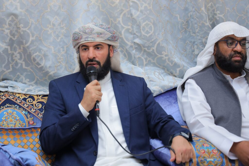 جدة: وكيل وزارة الأوقاف الشيخ مختار الرباش يؤدي واجب العزاء برحيل الداعية البارز الشيخ محمد المقرمي جدة: وكيل وزارة الأوقاف الشيخ مختار الرباش يؤدي واجب العزاء برحيل الداعية البارز الشيخ محمد المقرمي