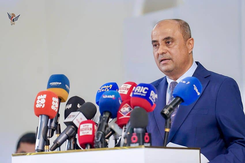 انعقاد المؤتمر الوطني الأول للطاقة في عدن.. والإمارات تعلن عن حزمة مشاريع تنموية بقيمة مليار دولار - انعقاد المؤتمر الوطني الأول للطاقة في عدن.. والإمارات تعلن عن حزمة مشاريع تنموية بقيمة مليار دولار -