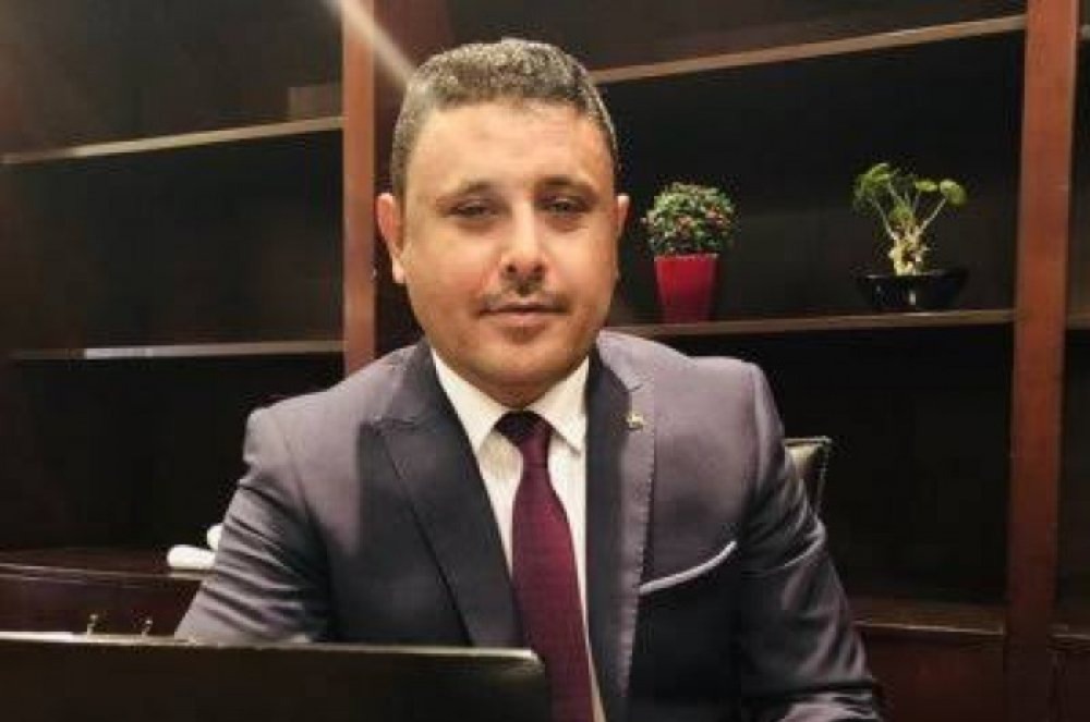 ياسر اليافعي يتفاعل بهاشتاج #حضرموت_تطر_الاخوان ويتهم #الجماعة بالمتاجرة بشعارات الوحدة والدين لفرض نفوذهم ياسر اليافعي يتفاعل بهاشتاج #حضرموت_تطر_الاخوان ويتهم #الجماعة بالمتاجرة بشعارات الوحدة والدين لفرض نفوذهم