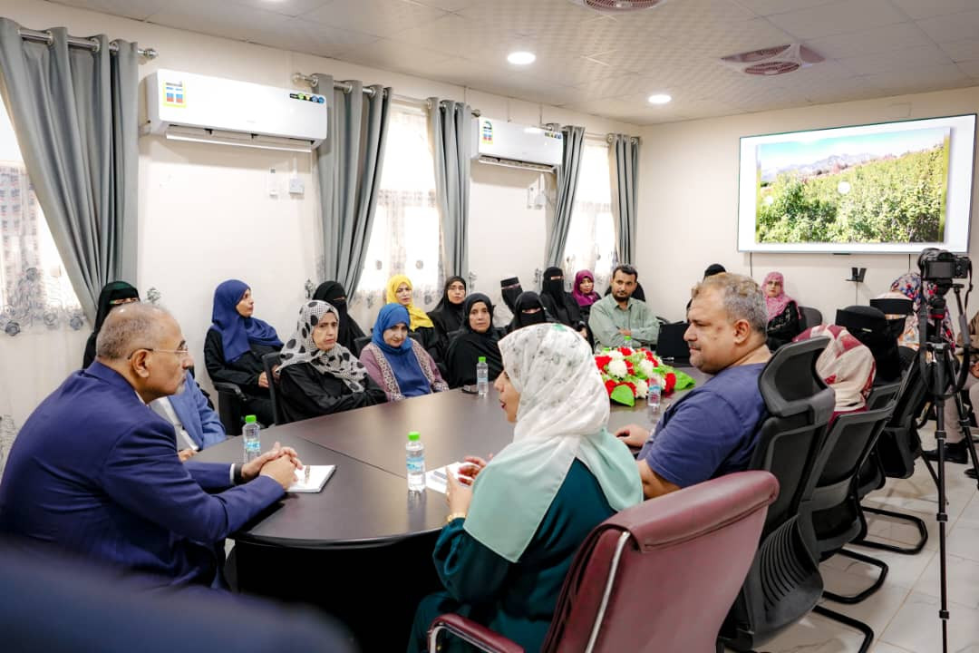 الرئيس الزُبيدي يؤكد أهمية البيانات الإحصائية في بناء الدولة وصناعة القرار الرئيس الزُبيدي يؤكد أهمية البيانات الإحصائية في بناء الدولة وصناعة القرار