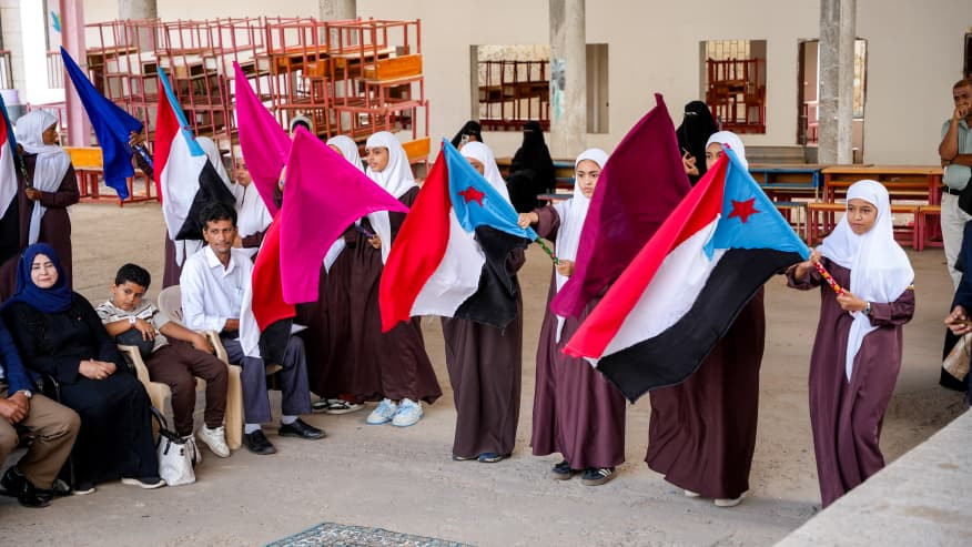 انتقالي صيرة ينظم فعالية طلابية ويفتتح معرضاً للكتاب بمناسبة ذكرى عيد الاستقلال انتقالي صيرة ينظم فعالية طلابية ويفتتح معرضاً للكتاب بمناسبة ذكرى عيد الاستقلال