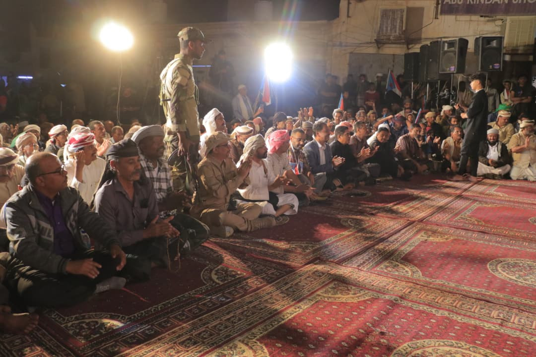 برعاية الرئيس الزُبيدي.. انتقالي وادي حضرموت يقيم مهرجانًا جماهيريًا احتفاءً بنجاح "عملية المستقبل الواعد" لتحرير الوادي والصحراء برعاية الرئيس الزُبيدي.. انتقالي وادي حضرموت يقيم مهرجانًا جماهيريًا احتفاءً بنجاح "عملية المستقبل الواعد" لتحرير الوادي والصحراء