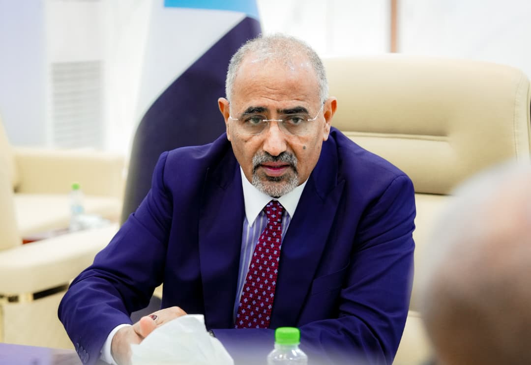 الرئيس الزُبيدي يرأس اجتماعًا مهمًا للقيادة التنفيذية العليا للمجلس الانتقالي الجنوبي الرئيس الزُبيدي يرأس اجتماعًا مهمًا للقيادة التنفيذية العليا للمجلس الانتقالي الجنوبي