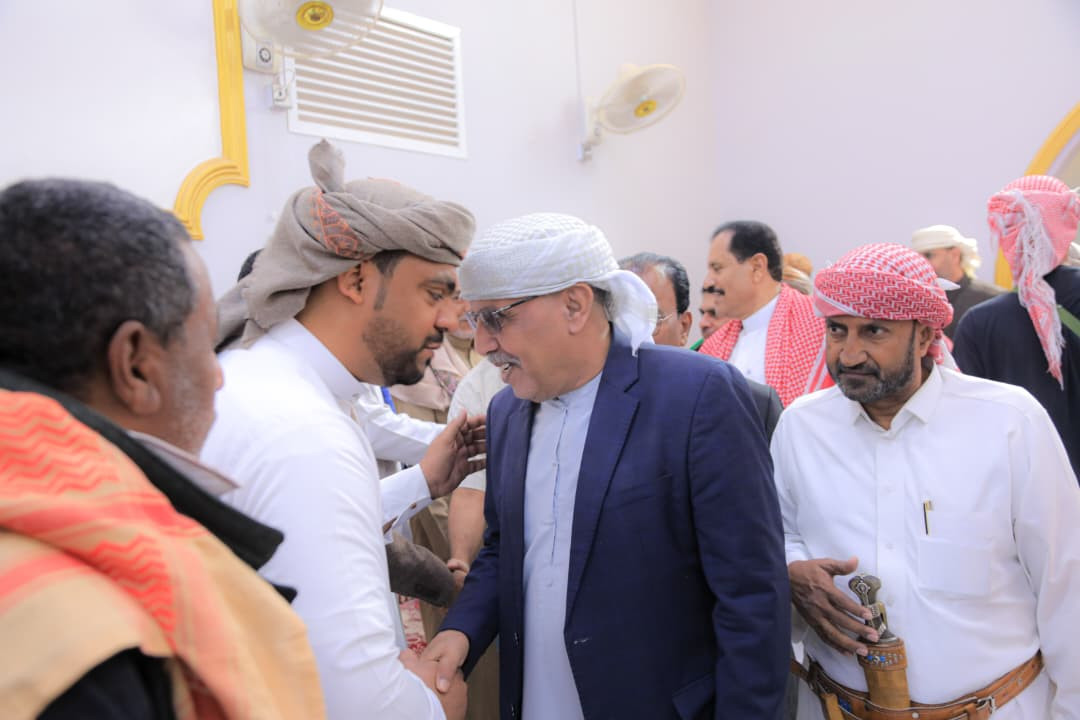 الكثيري يشيد بدور النخبة الحضرمية ويؤكد أن لقاء سيئون التشاوري يمثل علامة فارقة في تاريخ حضرموت الحديث الكثيري يشيد بدور النخبة الحضرمية ويؤكد أن لقاء سيئون التشاوري يمثل علامة فارقة في تاريخ حضرموت الحديث