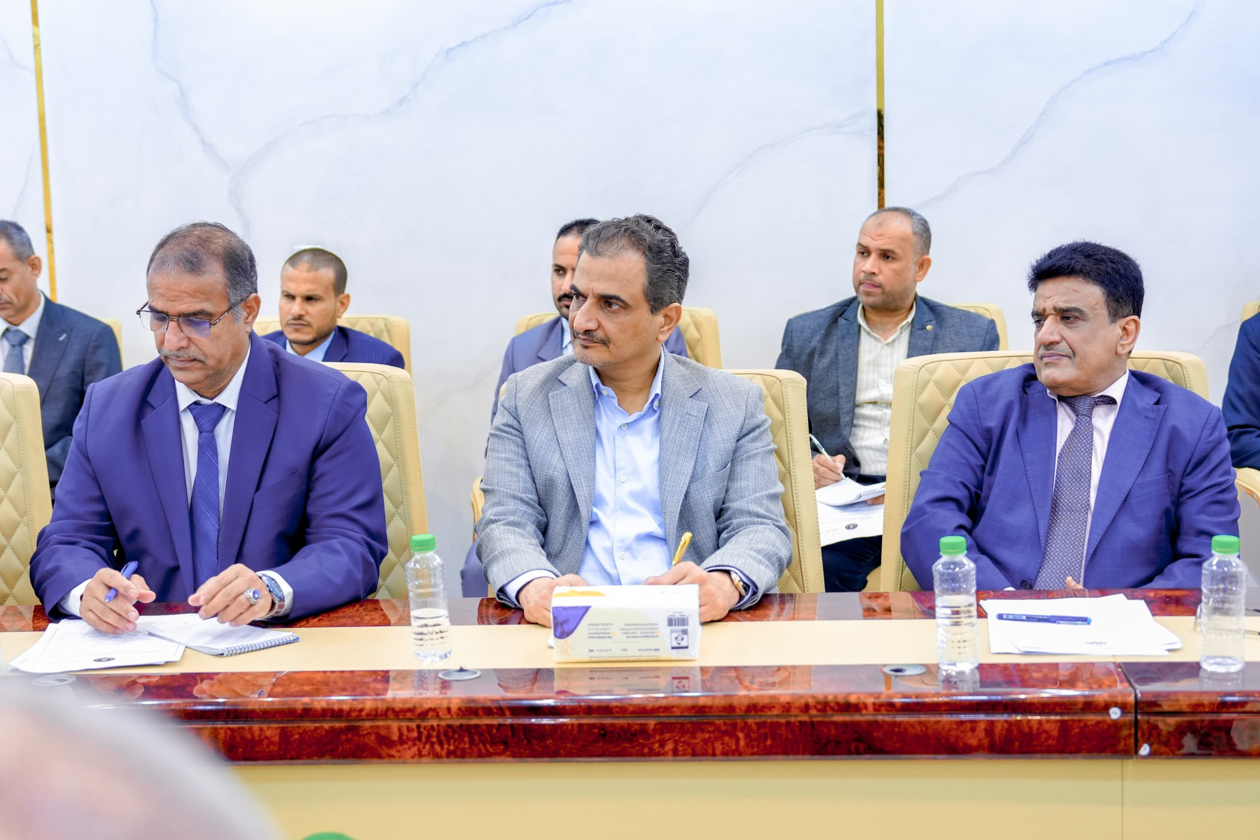 القيادة التنفيذية العليا تشيد بجهود تطبيع الأوضاع بوادي حضرموت والمهرة القيادة التنفيذية العليا تشيد بجهود تطبيع الأوضاع بوادي حضرموت والمهرة