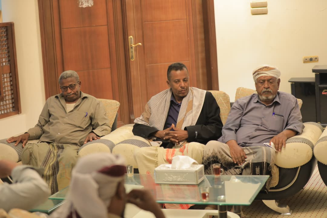 الكثيري يلتقي شيوخ وأعيان قبيلة آل نوبه والبحرية بوادي حضرموت الكثيري يلتقي شيوخ وأعيان قبيلة آل نوبه والبحرية بوادي حضرموت